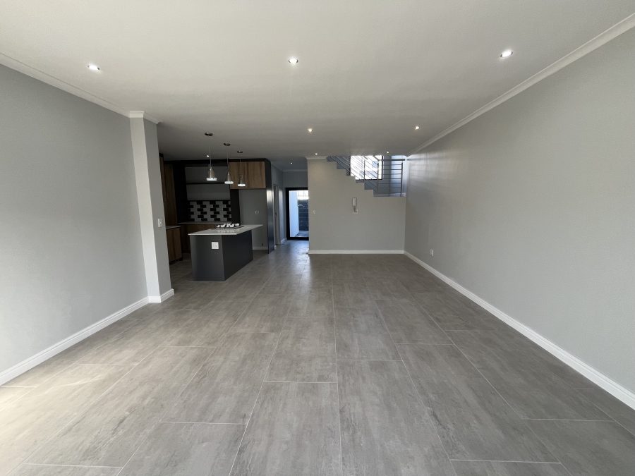 4 Bedroom Property for Sale in Sandown Western Cape